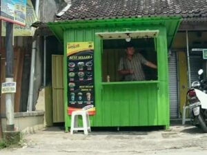 Read more about the article Spandek container buat warung pinggiran